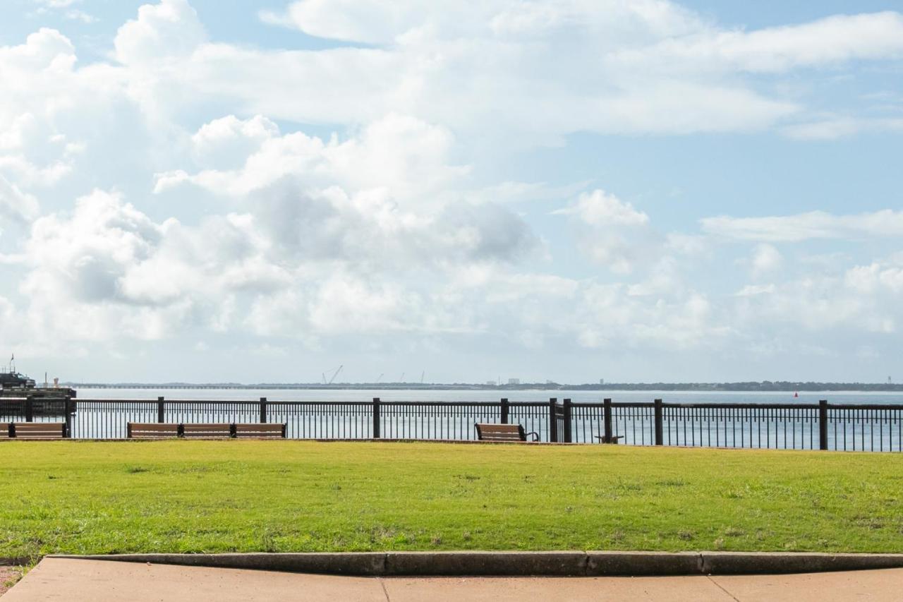 Downtown Life Villa Pensacola Bagian luar foto